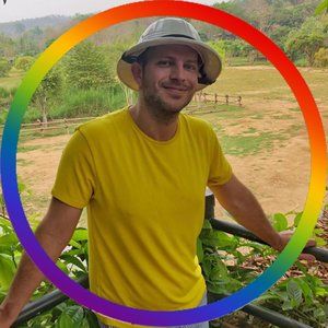 Meet your Posher, Bradley